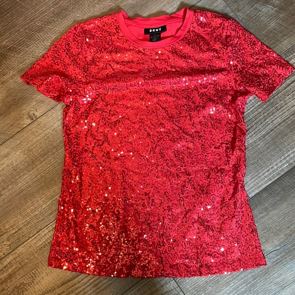 Red Sequin DKNY Tshirt - Picture 1 of 2